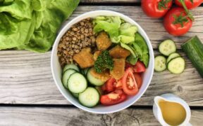 vegane Bowl (mit V-Love plant-based nuggets)