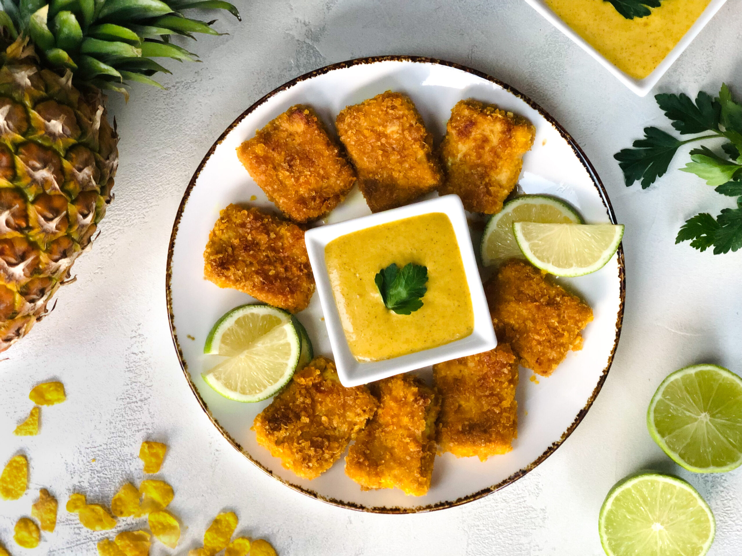 Tofu Nuggets mit süss-scharfer Curry-Senfsauce (vegane Chicken-Nuggets)