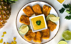 Tofu Nuggets mit süss-scharfer Curry-Senfsauce (vegane Chicken-Nuggets)